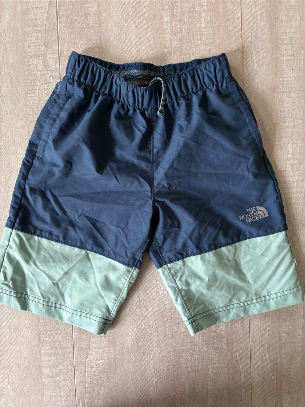 The North Face Men’s Navy and Mint Two-Tone Athletic Shorts